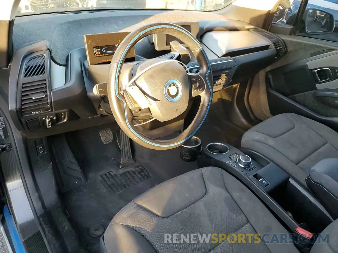 8 Photograph of a damaged car WBY8P2C55KVE41549 BMW I SERIES 2019