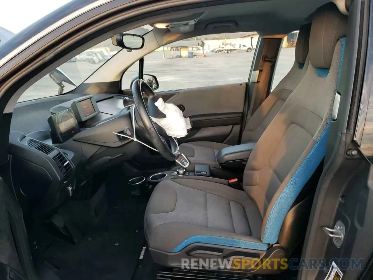 7 Photograph of a damaged car WBY8P2C56K7E87976 BMW I SERIES 2019