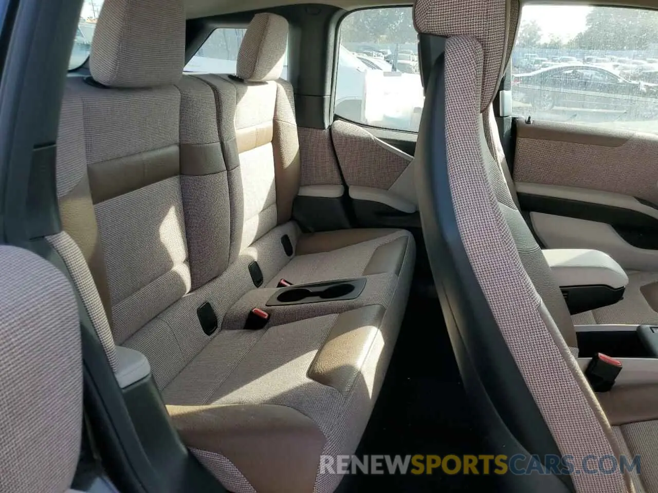 10 Photograph of a damaged car WBY8P4C54K7D28773 BMW I SERIES 2019