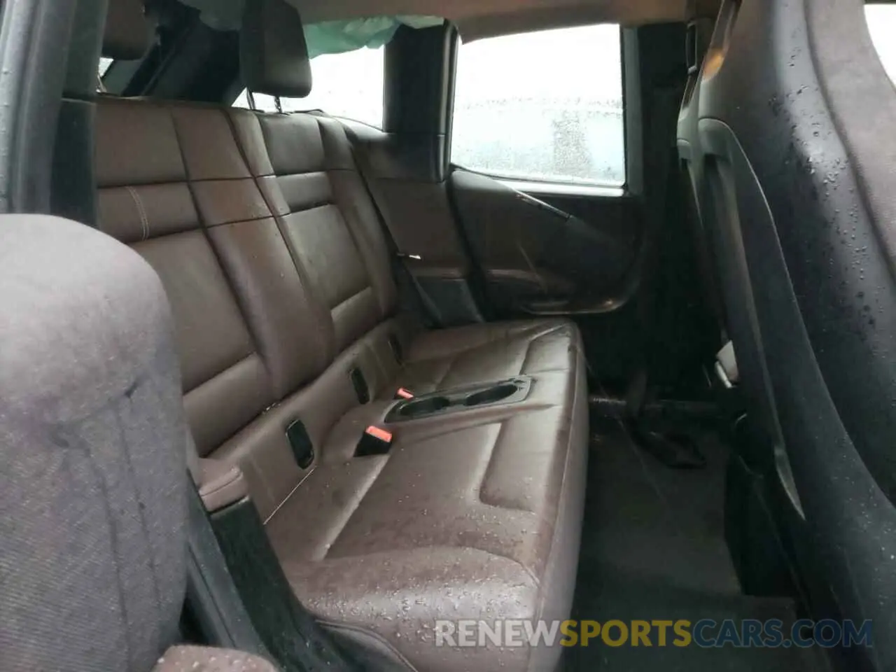 10 Photograph of a damaged car WBY8P8C58K7E75265 BMW I SERIES 2019