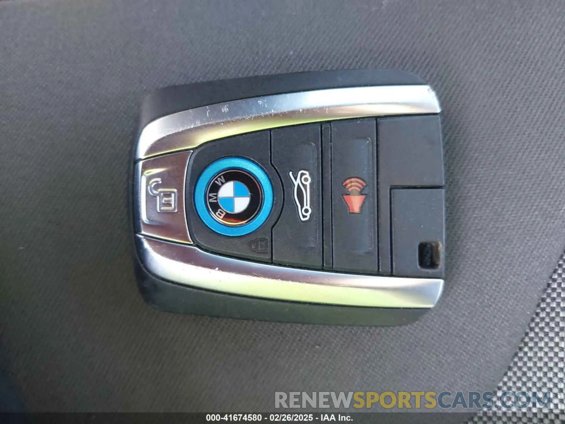 11 Photograph of a damaged car WBY8P2C55K7E07633 BMW I3 2019