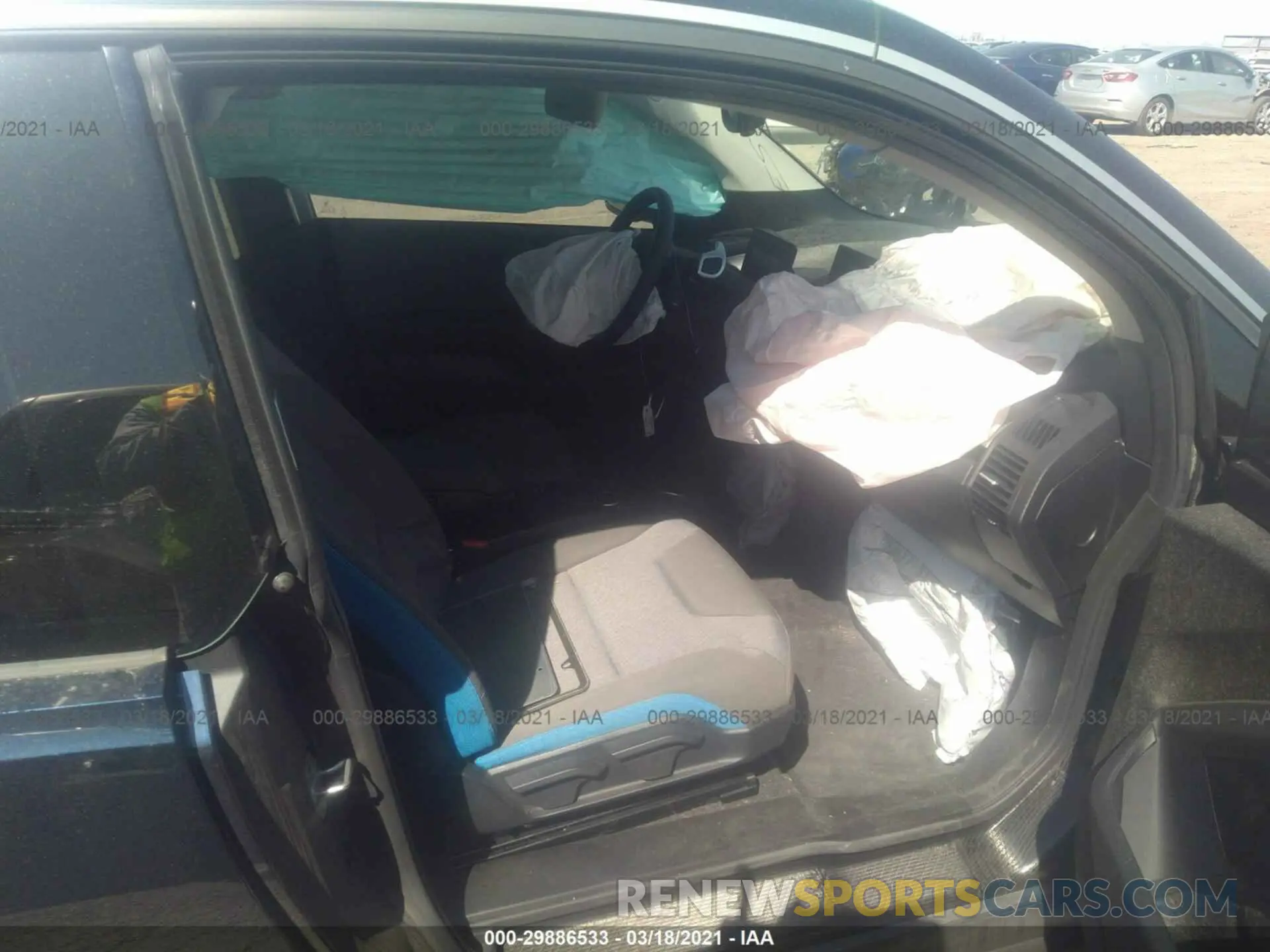 5 Photograph of a damaged car WBY8P2C57K7E19542 BMW I3 2019
