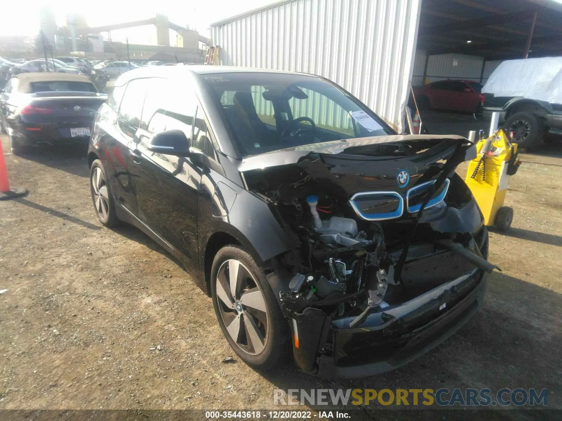1 Photograph of a damaged car WBY8P4C54K7E56575 BMW I3 2019