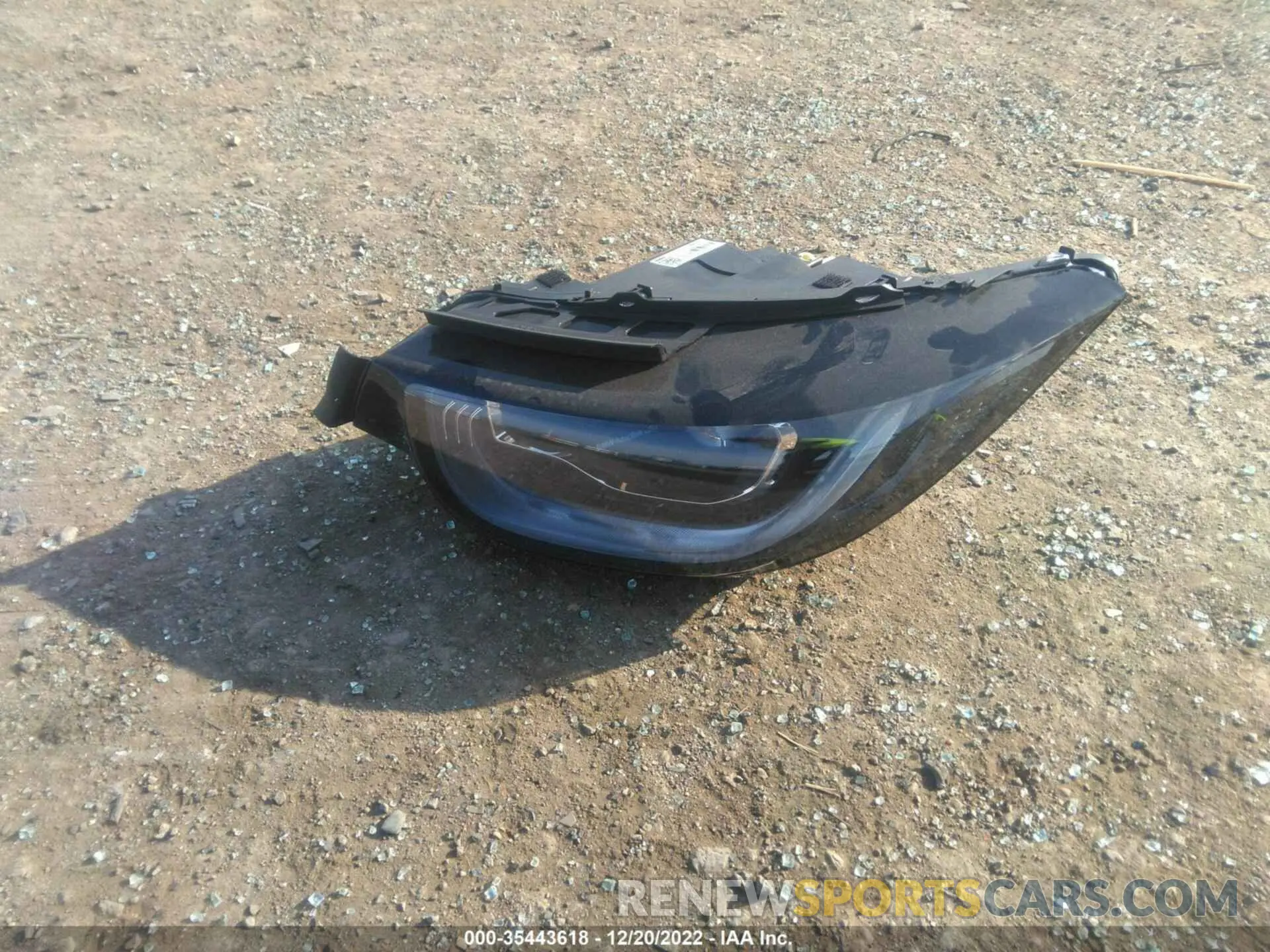 12 Photograph of a damaged car WBY8P4C54K7E56575 BMW I3 2019
