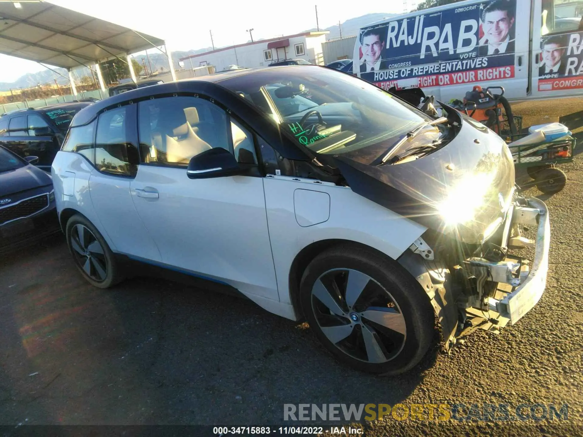 1 Photograph of a damaged car WBY8P4C59K7E54806 BMW I3 2019