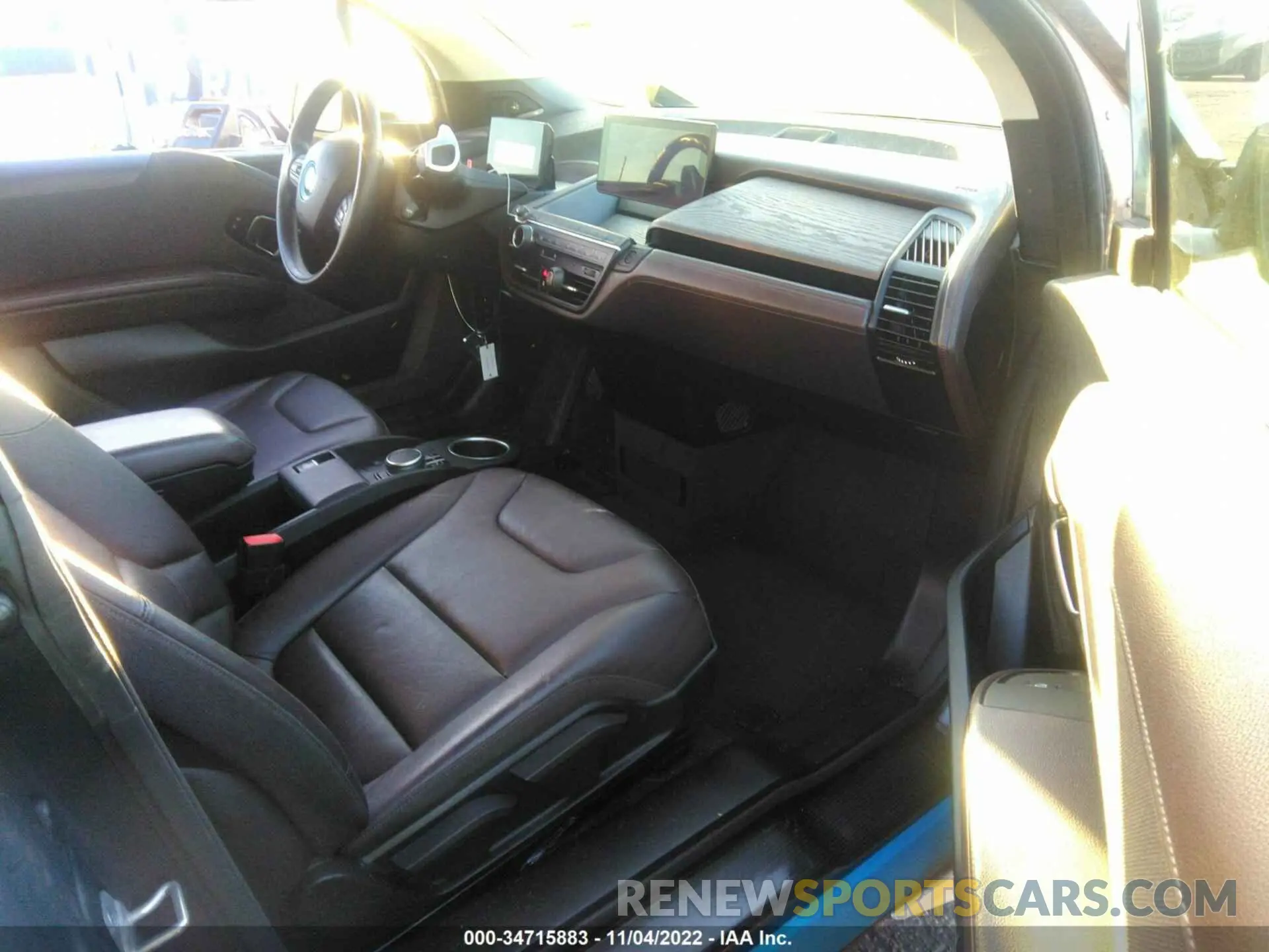 5 Photograph of a damaged car WBY8P4C59K7E54806 BMW I3 2019