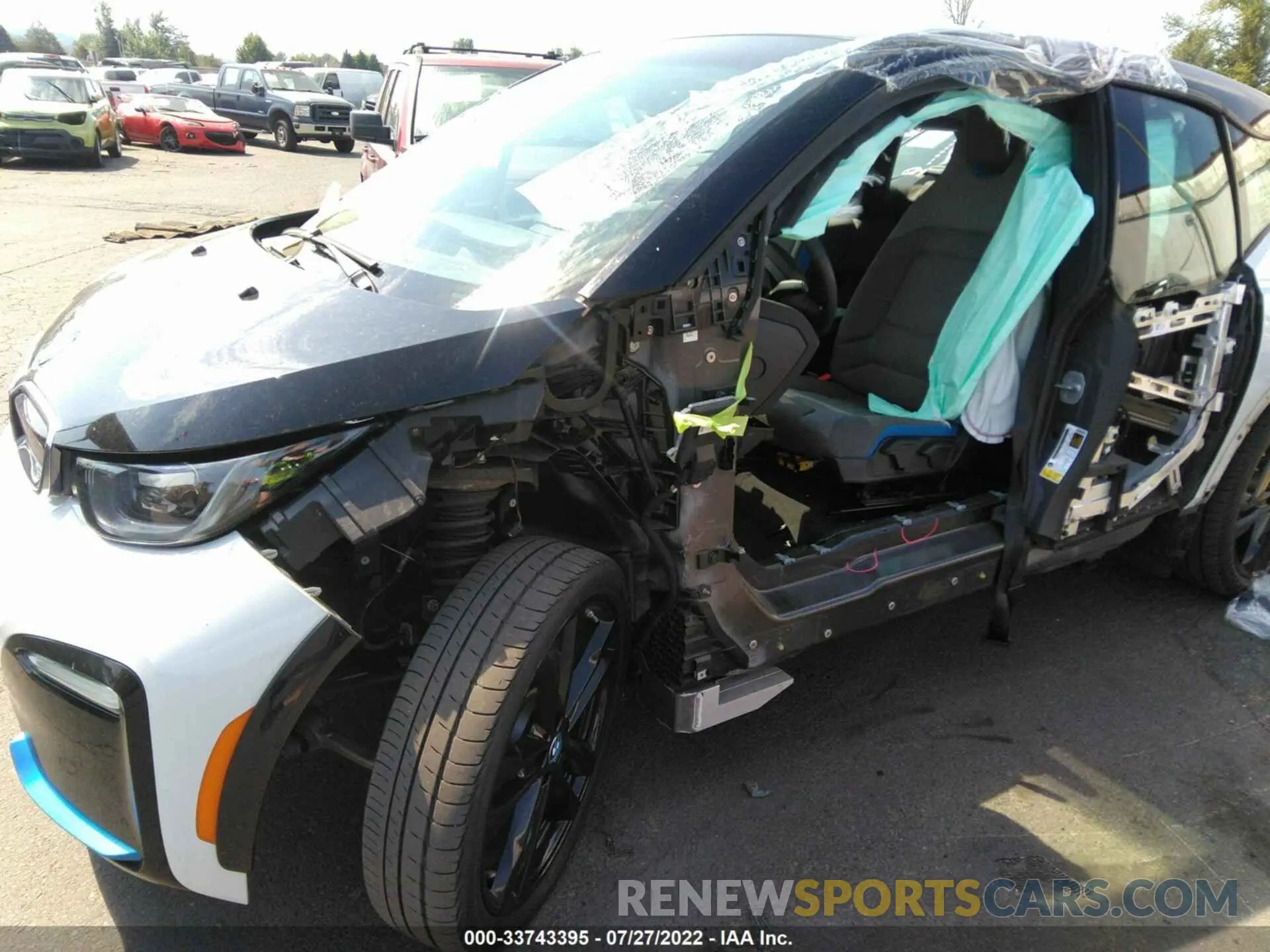 6 Photograph of a damaged car WBY8P8C54K7D22107 BMW I3 2019