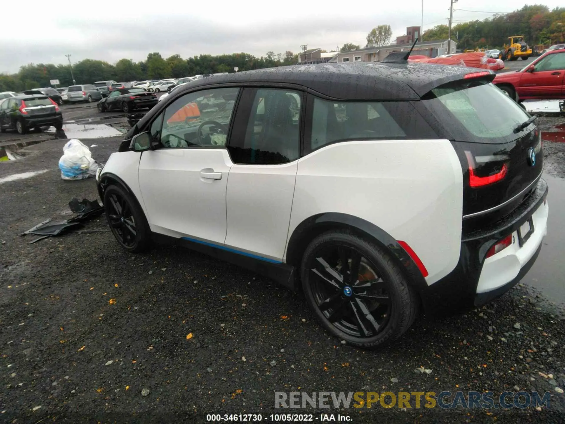 3 Photograph of a damaged car WBY8P6C04L7H18516 BMW I3 2020