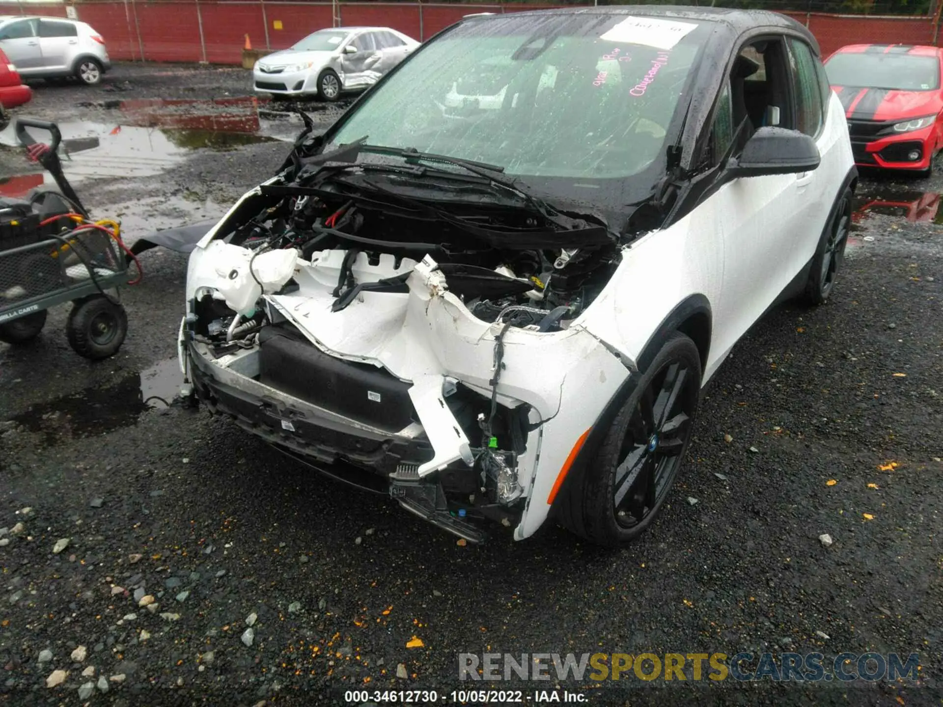 6 Photograph of a damaged car WBY8P6C04L7H18516 BMW I3 2020