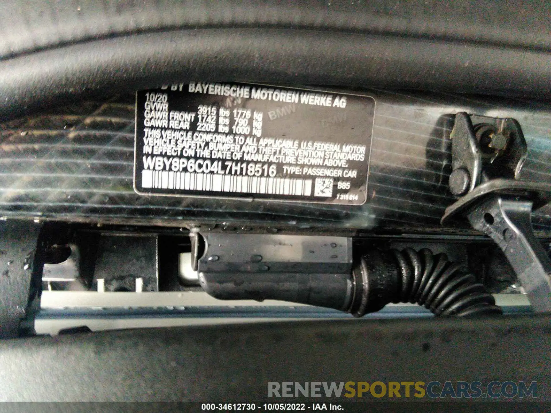 9 Photograph of a damaged car WBY8P6C04L7H18516 BMW I3 2020