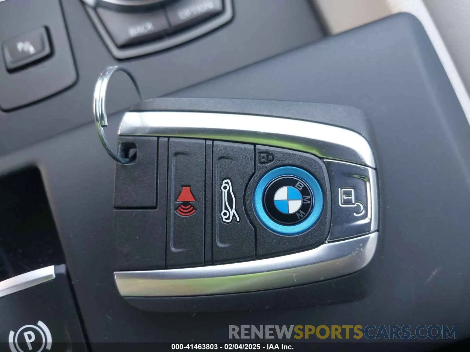 11 Photograph of a damaged car WBY8P2C00M7J69680 BMW I3 2021