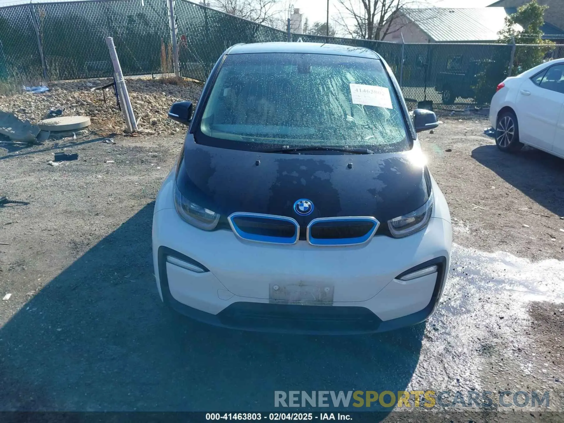 12 Photograph of a damaged car WBY8P2C00M7J69680 BMW I3 2021