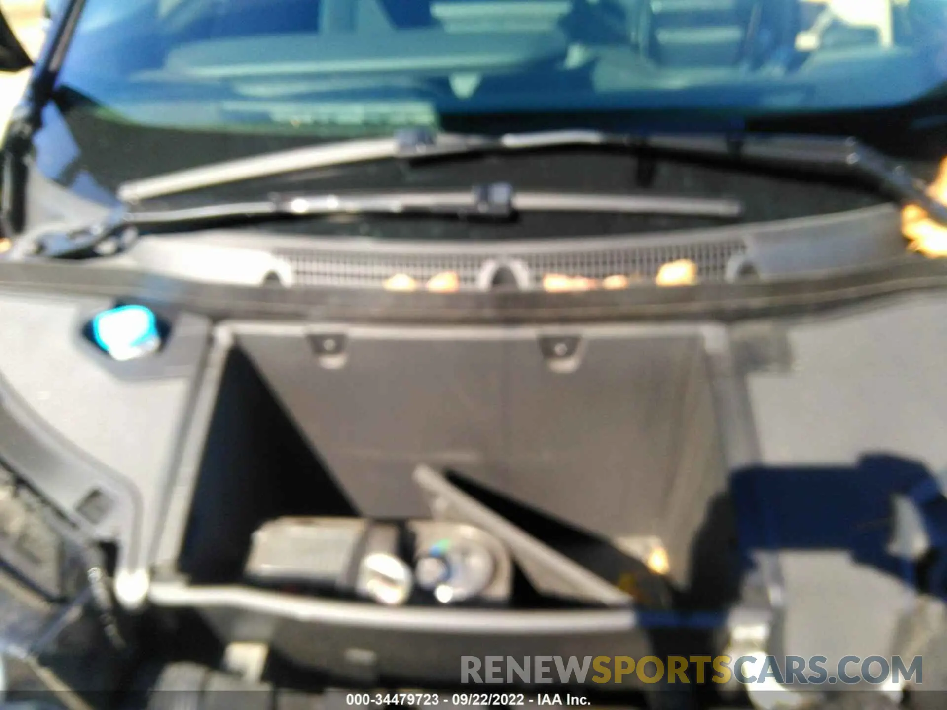 10 Photograph of a damaged car WBY8P2C05M7J23178 BMW I3 2021