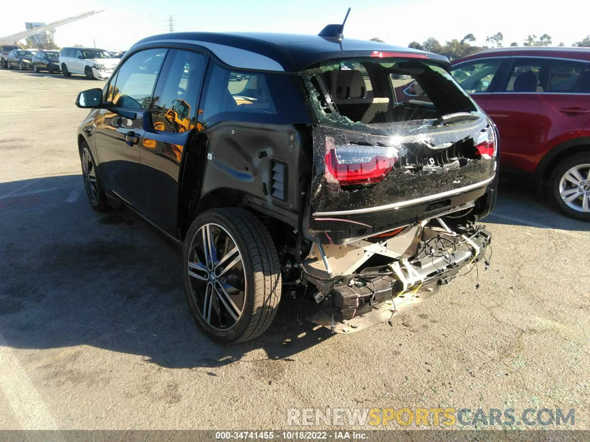 3 Photograph of a damaged car WBY8P2C06M7J18815 BMW I3 2021