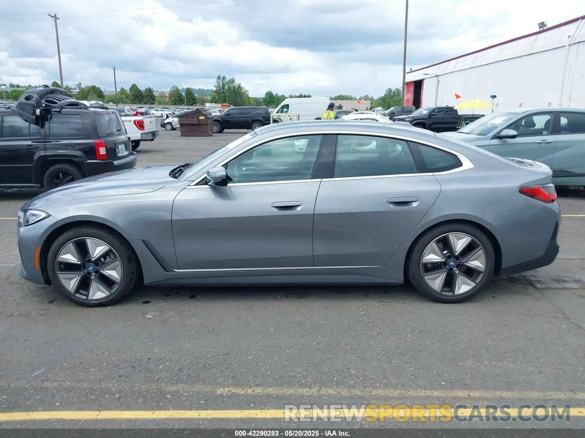 14 Photograph of a damaged car WBY43AW08PFP96671 BMW I4 2023