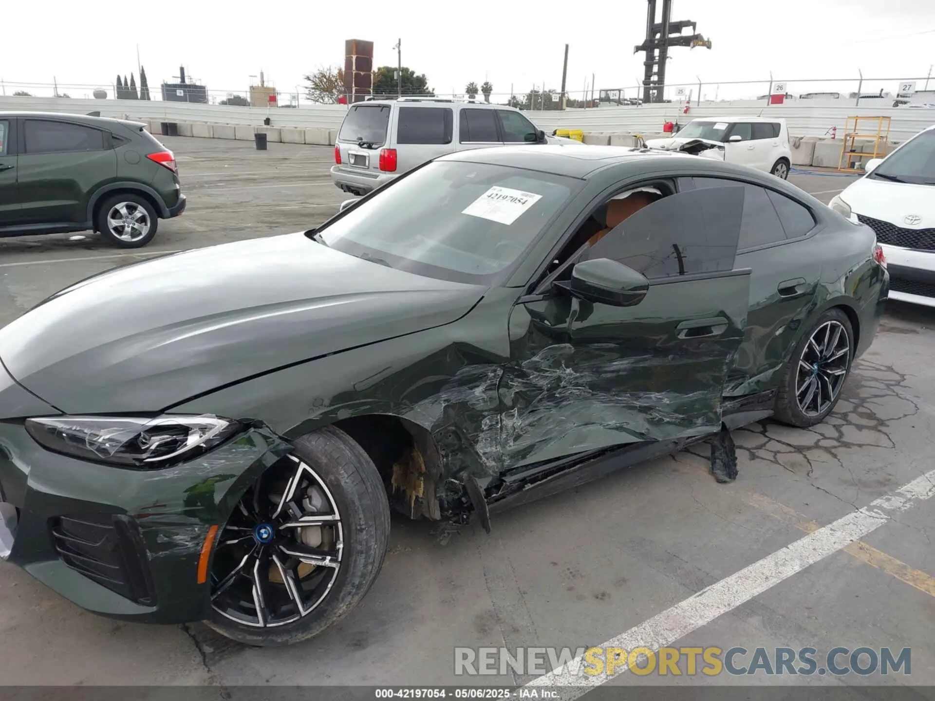 6 Photograph of a damaged car WBY73AW05PFP88444 BMW I4 2023