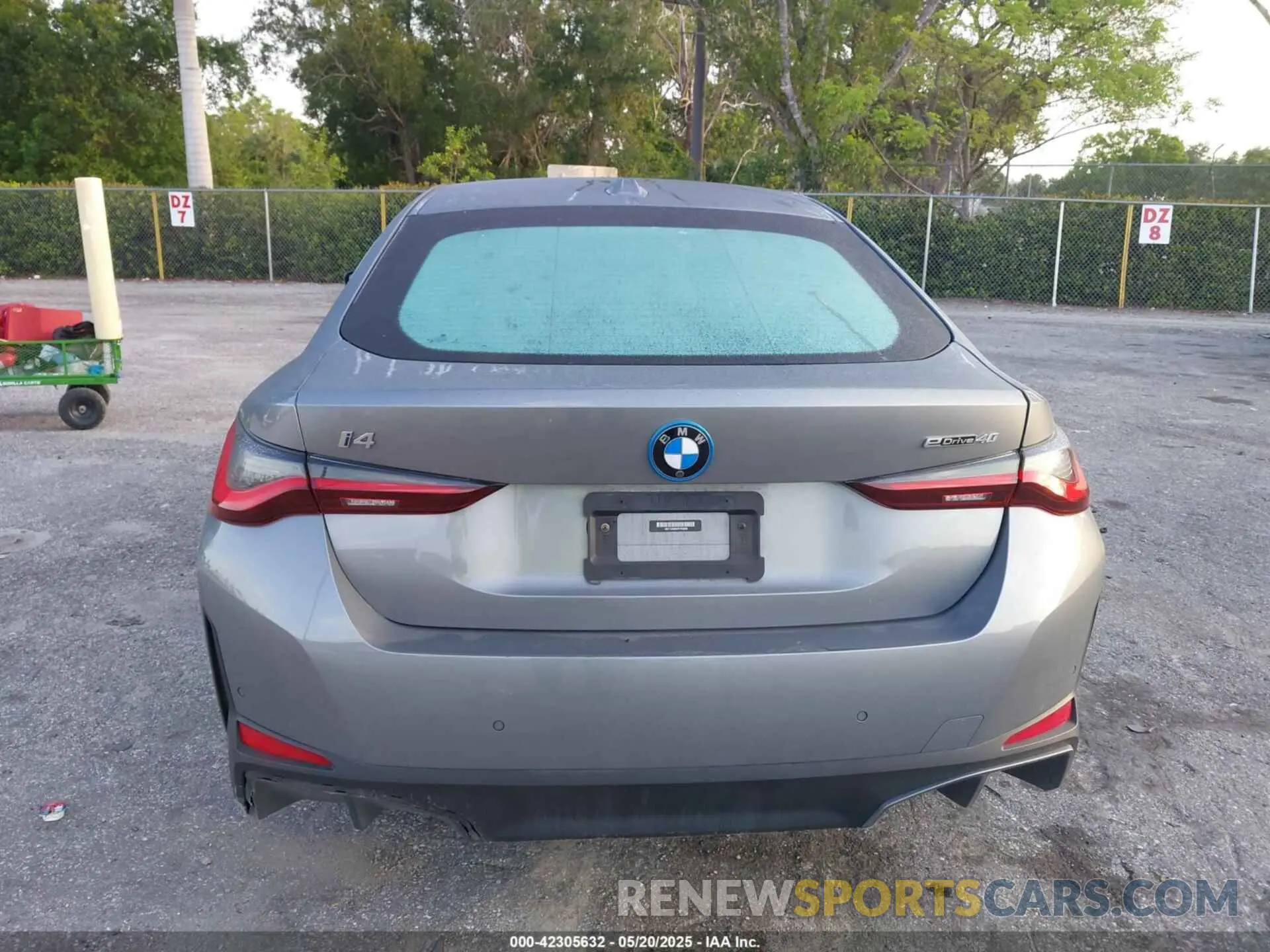 17 Photograph of a damaged car WBY73AW06PFP83690 BMW I4 2023