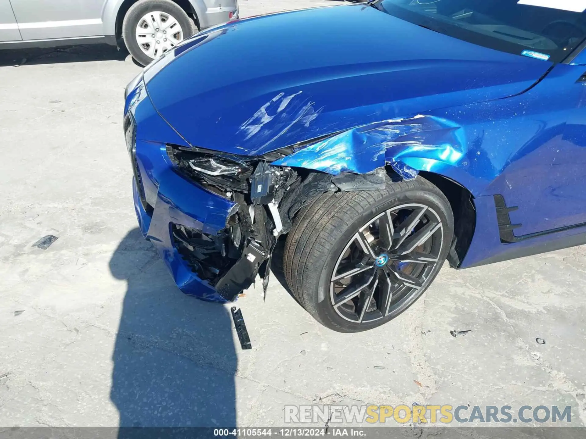 6 Photograph of a damaged car WBY73AW0XPFN43722 BMW I4 2023
