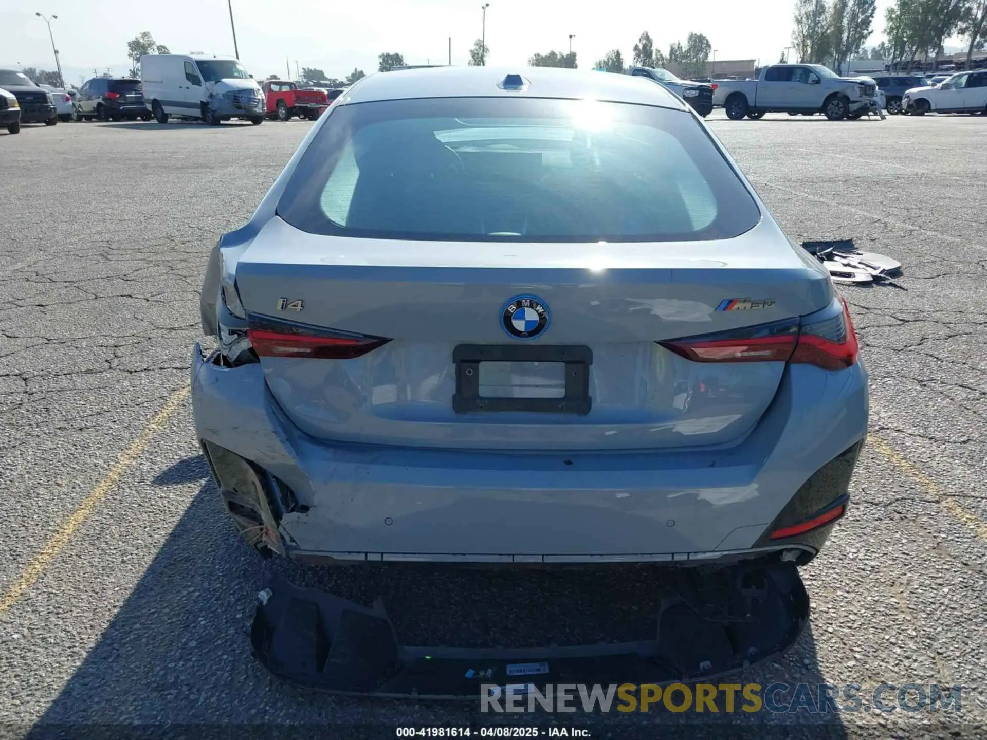 15 Photograph of a damaged car WBY33AW06RFS45489 BMW I4 2024