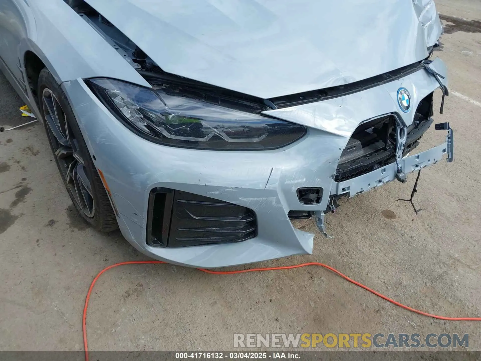 19 Photograph of a damaged car WBY33AW0XRFS38674 BMW I4 2024