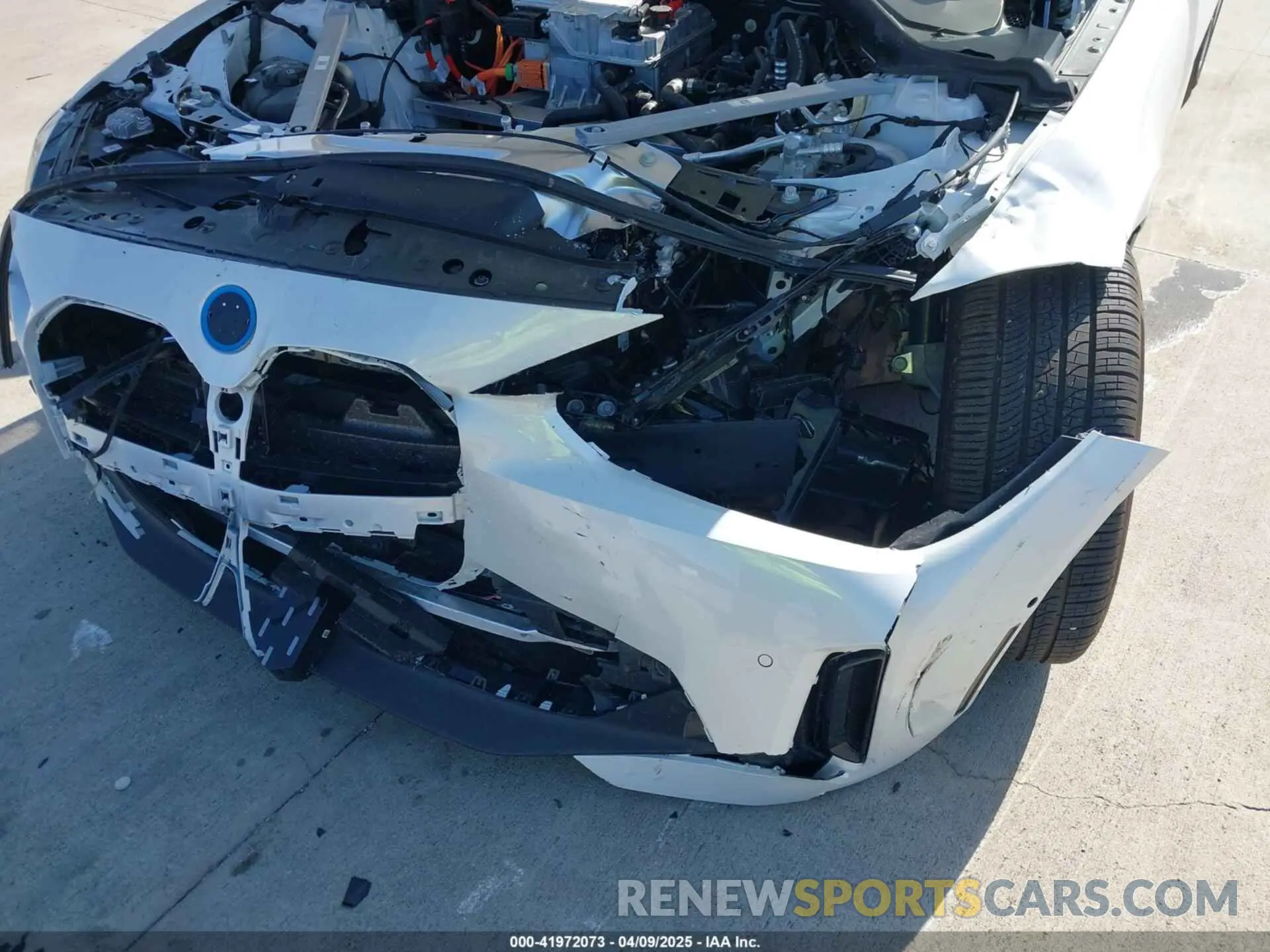 6 Photograph of a damaged car WBY43AW04RFT05953 BMW I4 2024