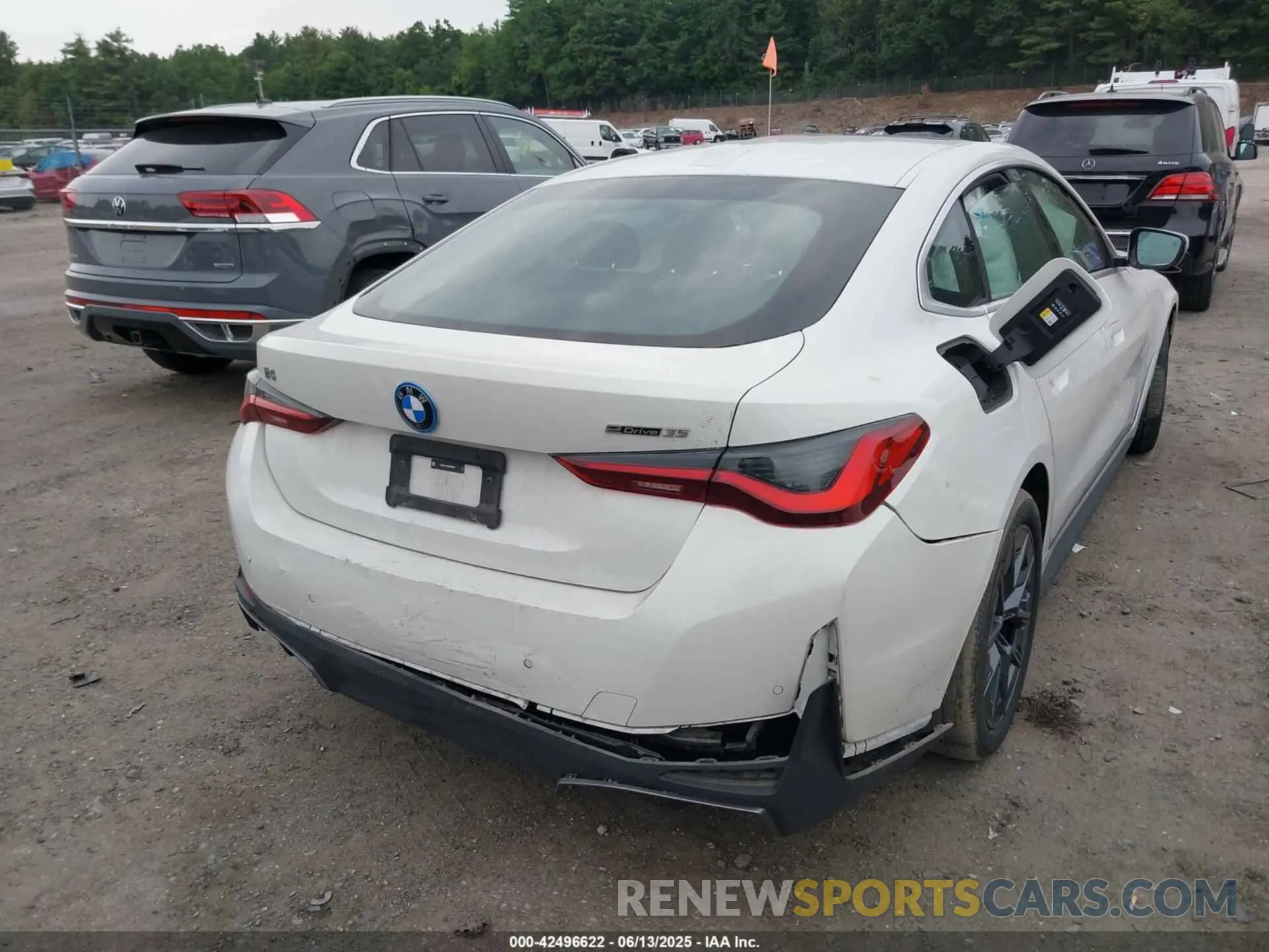 16 Photograph of a damaged car WBY43AW0XRFS64888 BMW I4 2024