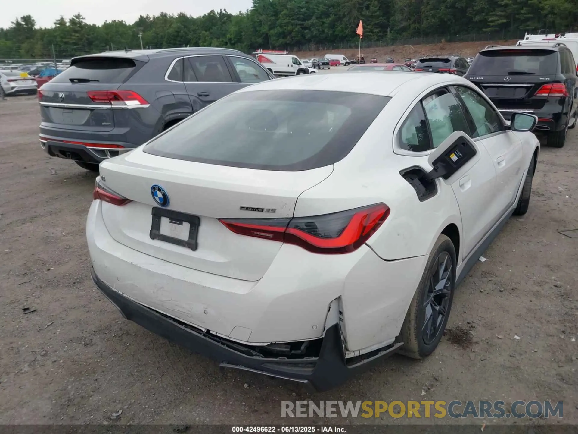 4 Photograph of a damaged car WBY43AW0XRFS64888 BMW I4 2024