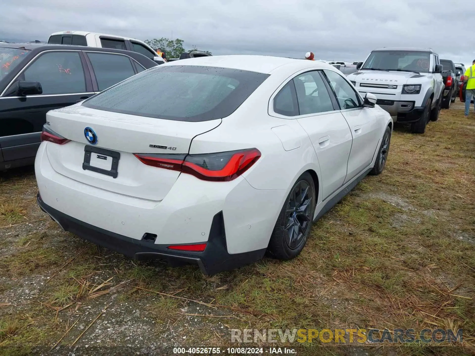 4 Photograph of a damaged car WBY73AW06RFR74822 BMW I4 2024