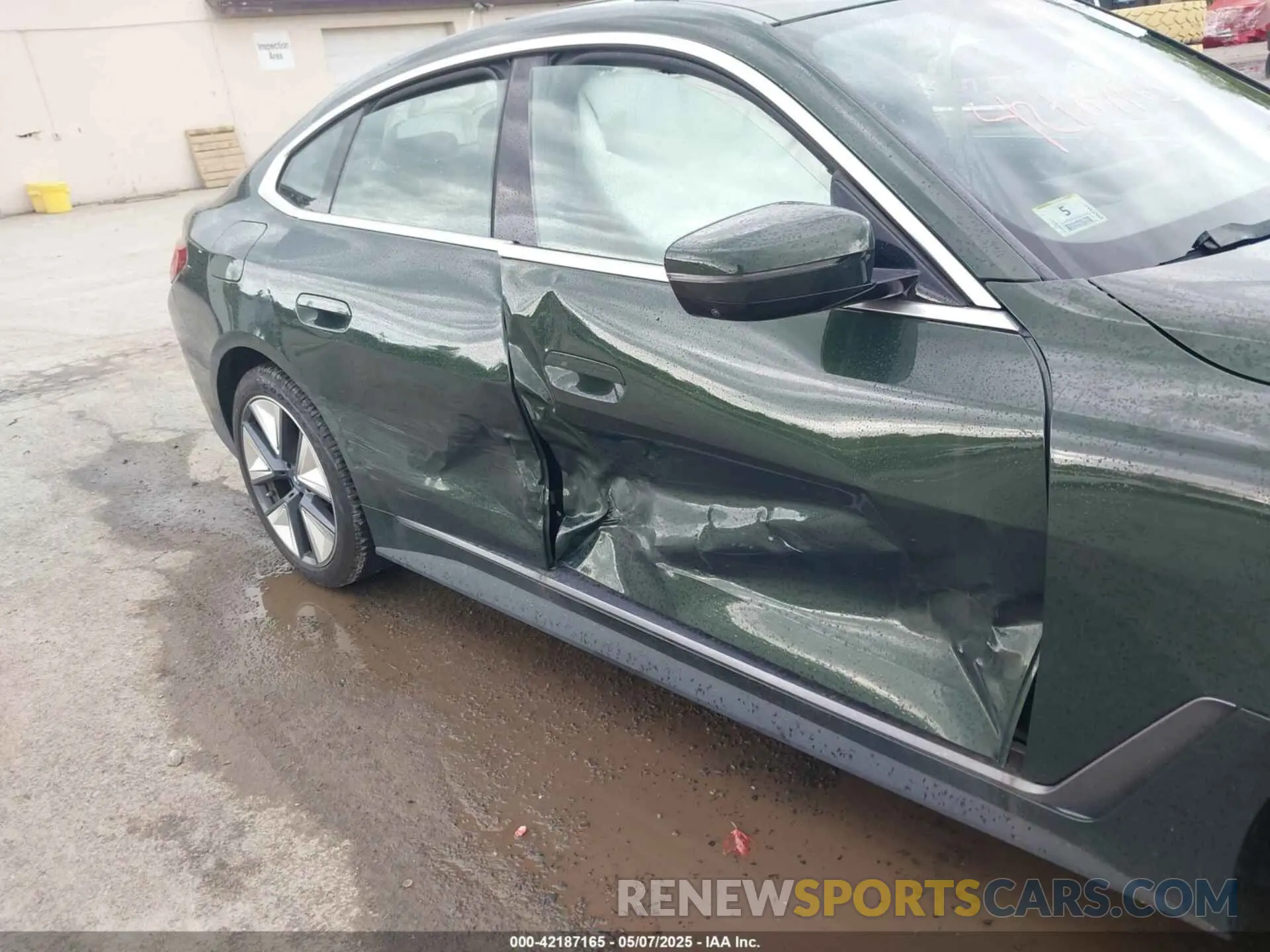 6 Photograph of a damaged car WBY73AW07RFS54641 BMW I4 2024