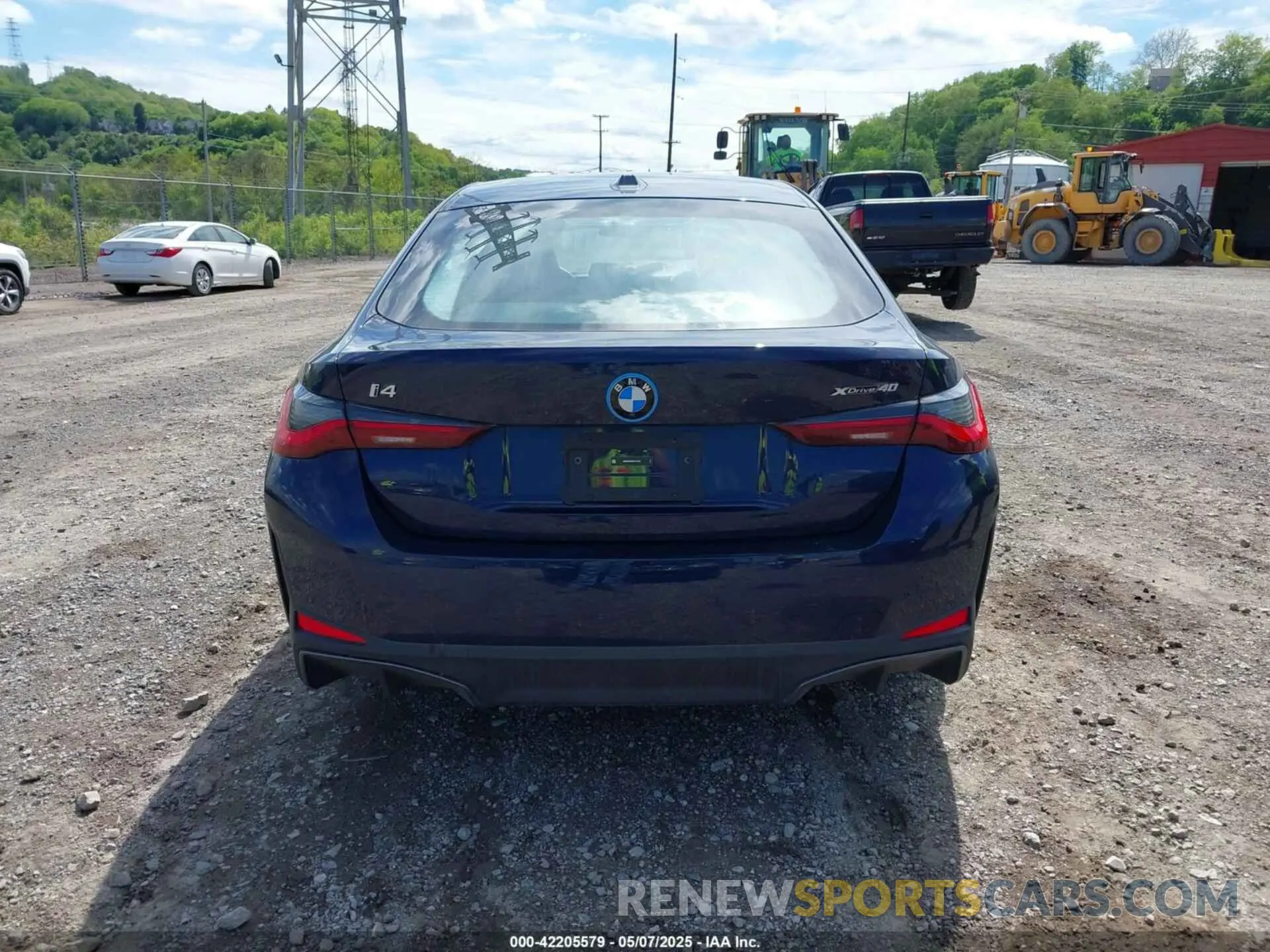 16 Photograph of a damaged car WBY83FB06RFS78758 BMW I4 2024