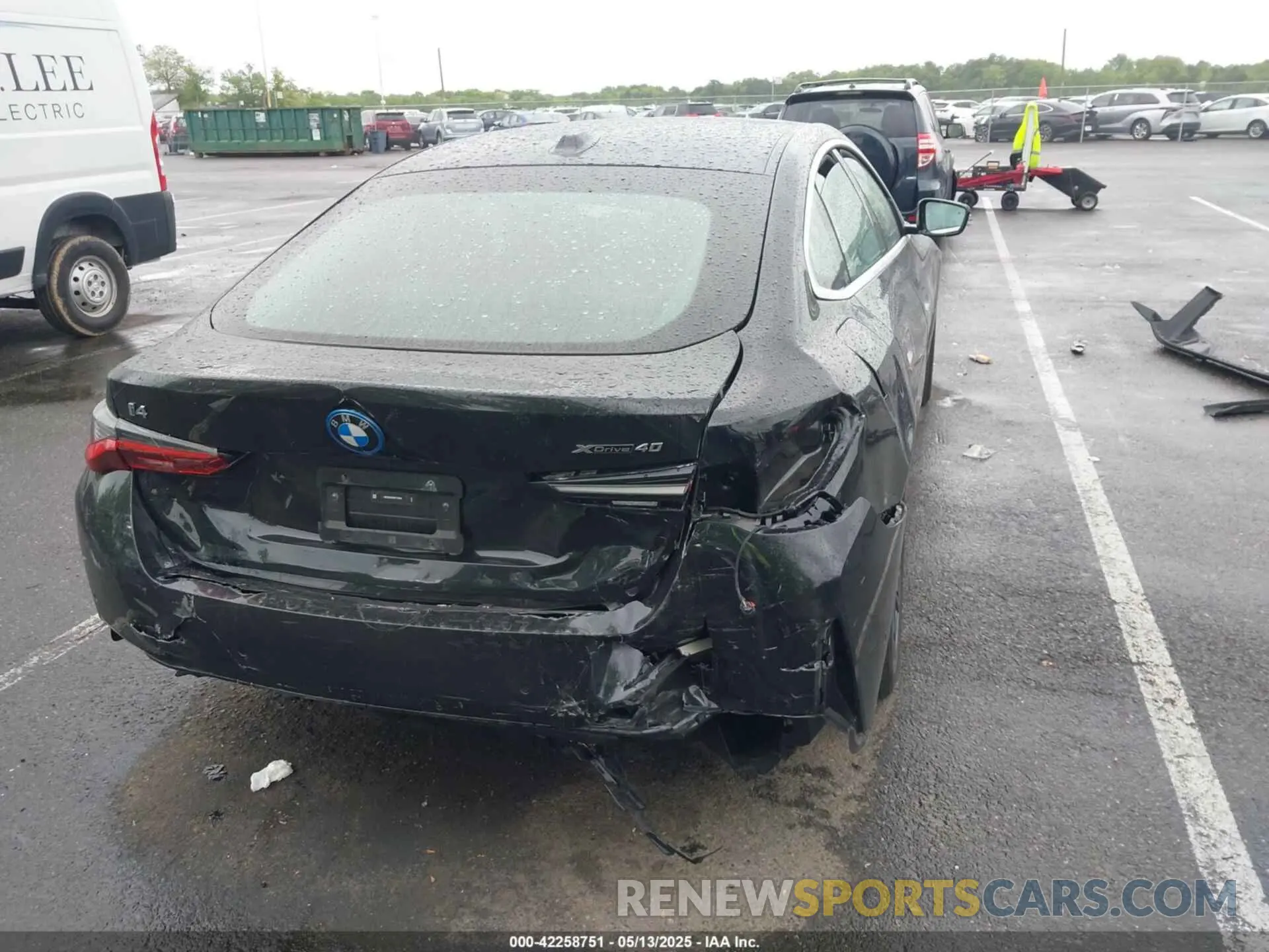 4 Photograph of a damaged car WBY83FB07RFT10939 BMW I4 2024