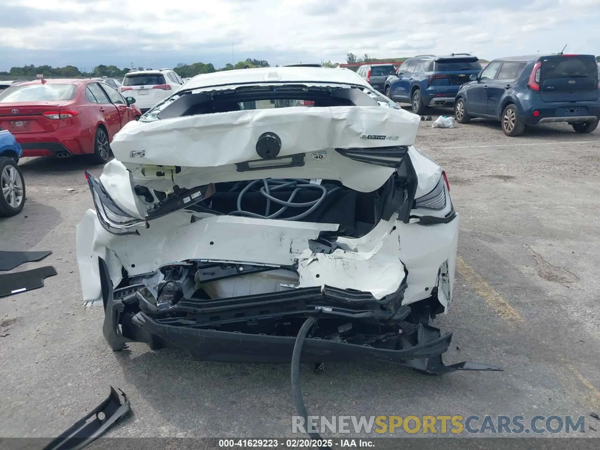 15 Photograph of a damaged car WBY23HD02SFT66503 BMW I4 2025