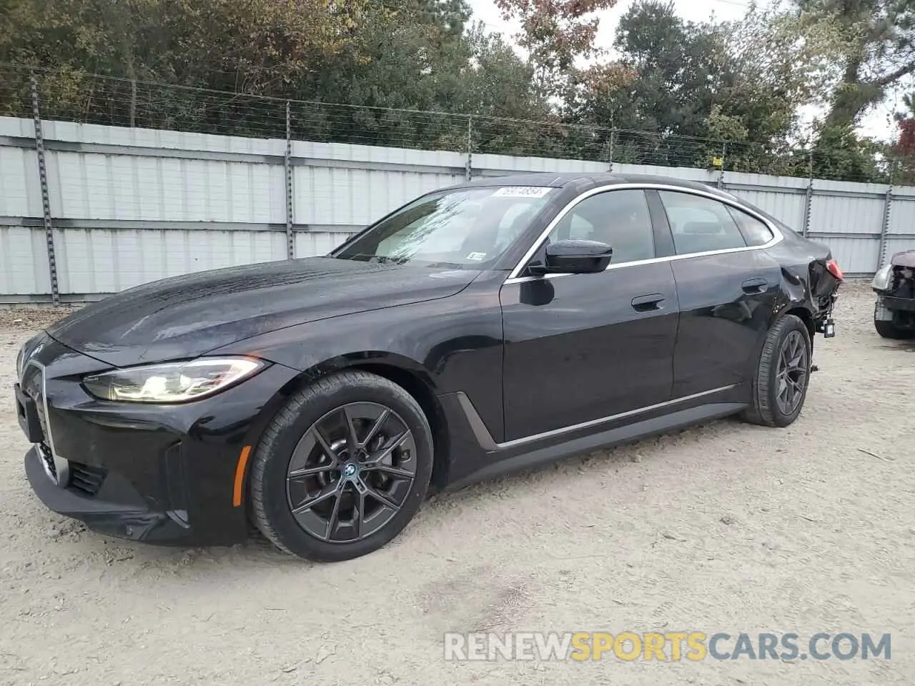 1 Photograph of a damaged car WBY73AW04NFN08123 BMW I4 EDRIVE 2022