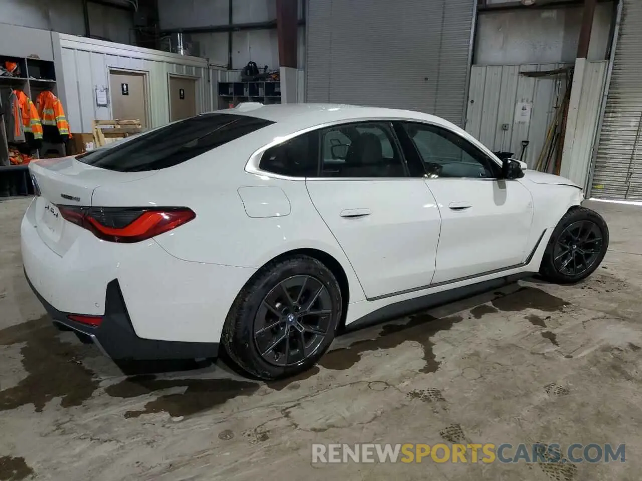 3 Photograph of a damaged car WBY73AW0XNFM42502 BMW I4 EDRIVE 2022