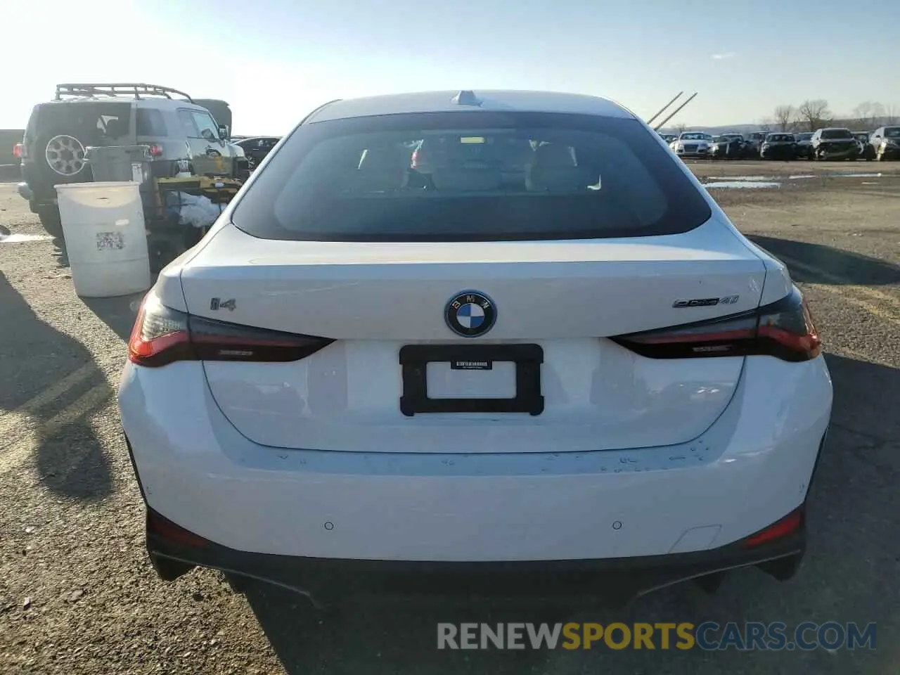 6 Photograph of a damaged car WBY73AW0XNFN10250 BMW I4 EDRIVE 2022