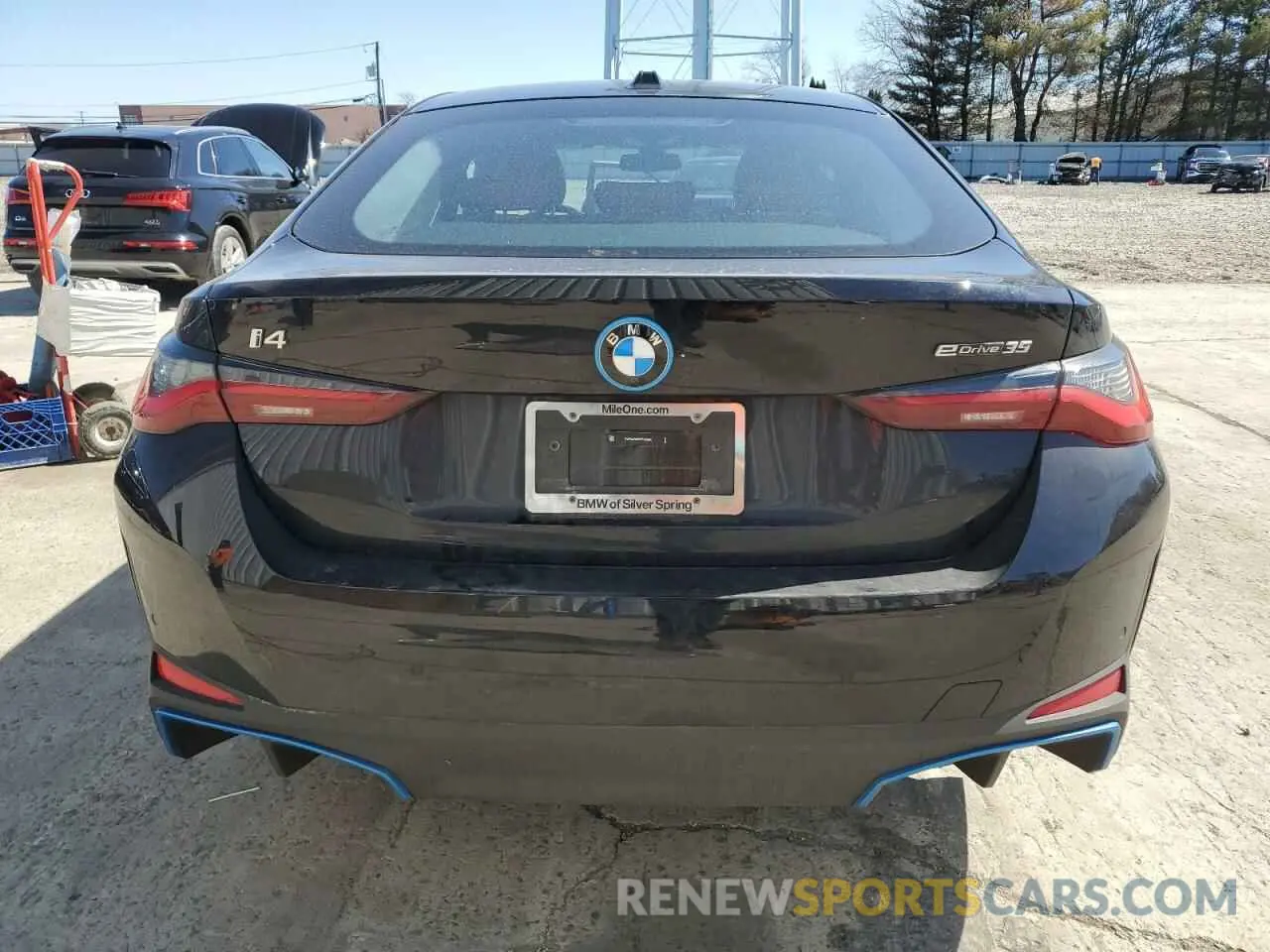 6 Photograph of a damaged car WBY43AW02PFR28694 BMW I4 EDRIVE 2023