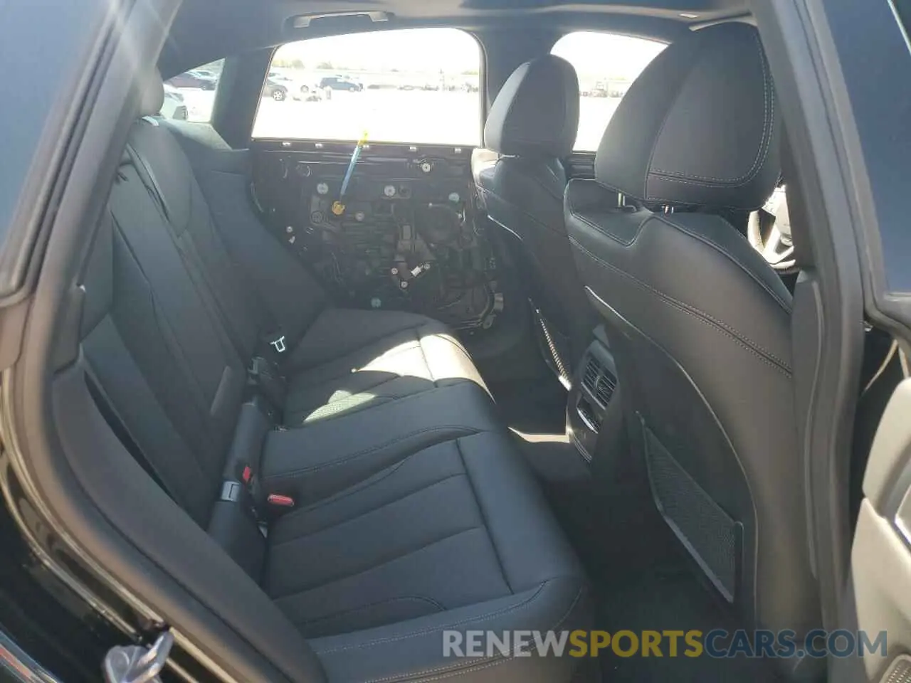 10 Photograph of a damaged car WBY43AW07PFR20994 BMW I4 EDRIVE 2023