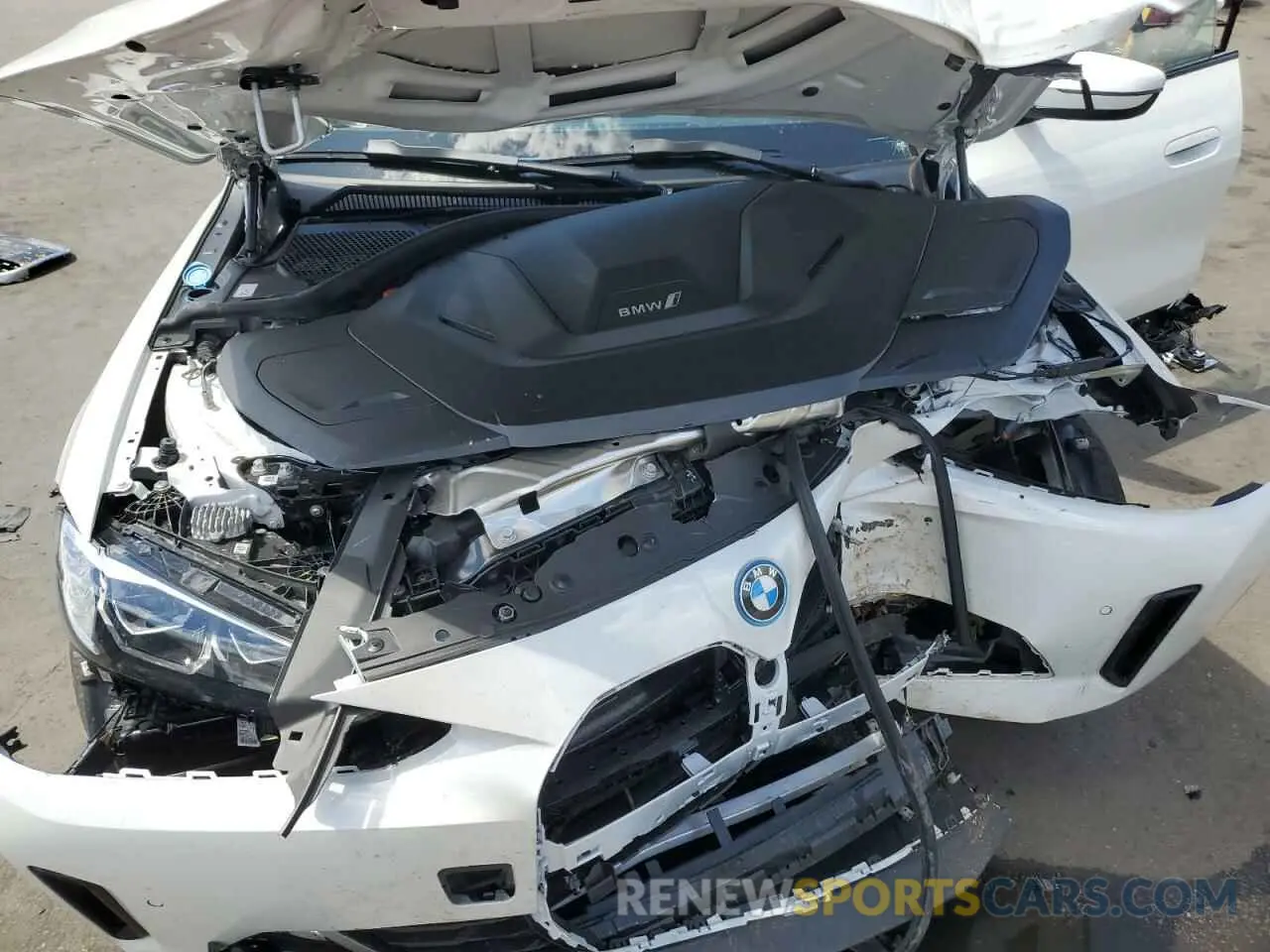 11 Photograph of a damaged car WBY43AW0XPFP76986 BMW I4 EDRIVE 2023