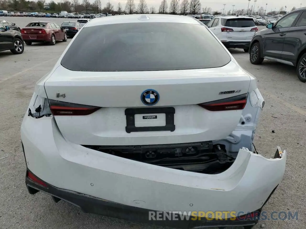 6 Photograph of a damaged car WBY73AW02PFP39380 BMW I4 EDRIVE 2023