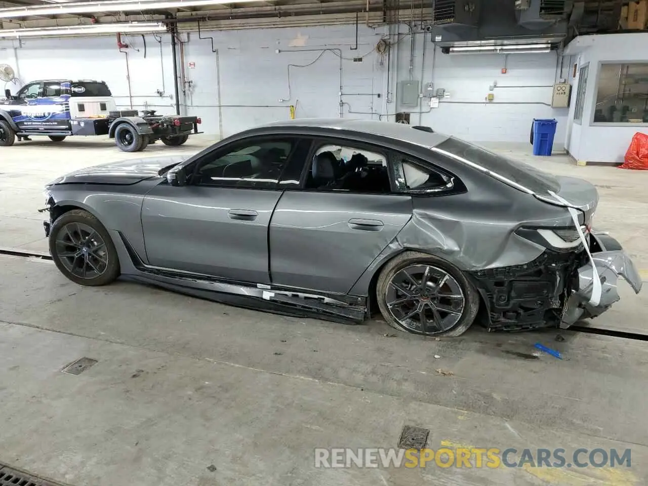 2 Photograph of a damaged car WBY73AW04PFR09271 BMW I4 EDRIVE 2023