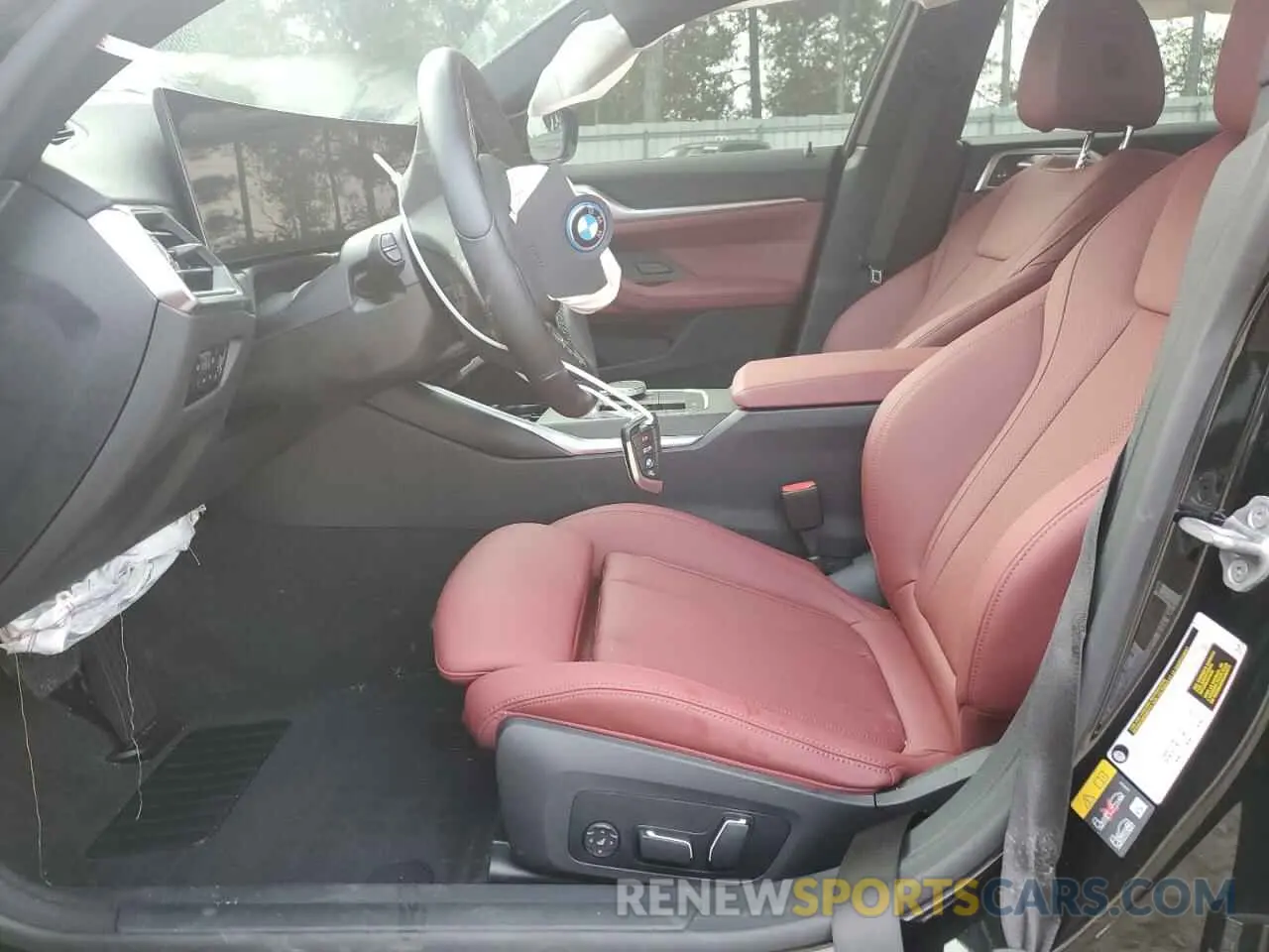 7 Photograph of a damaged car WBY43AW00RFT01561 BMW I4 EDRIVE 2024