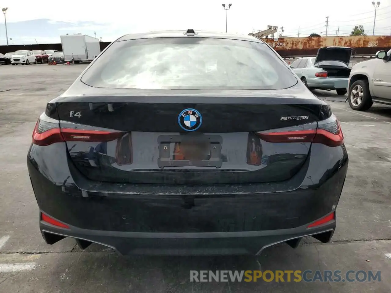 6 Photograph of a damaged car WBY43AW04RFT15284 BMW I4 EDRIVE 2024