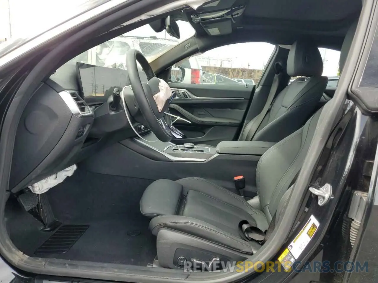 7 Photograph of a damaged car WBY43AW04RFT15284 BMW I4 EDRIVE 2024