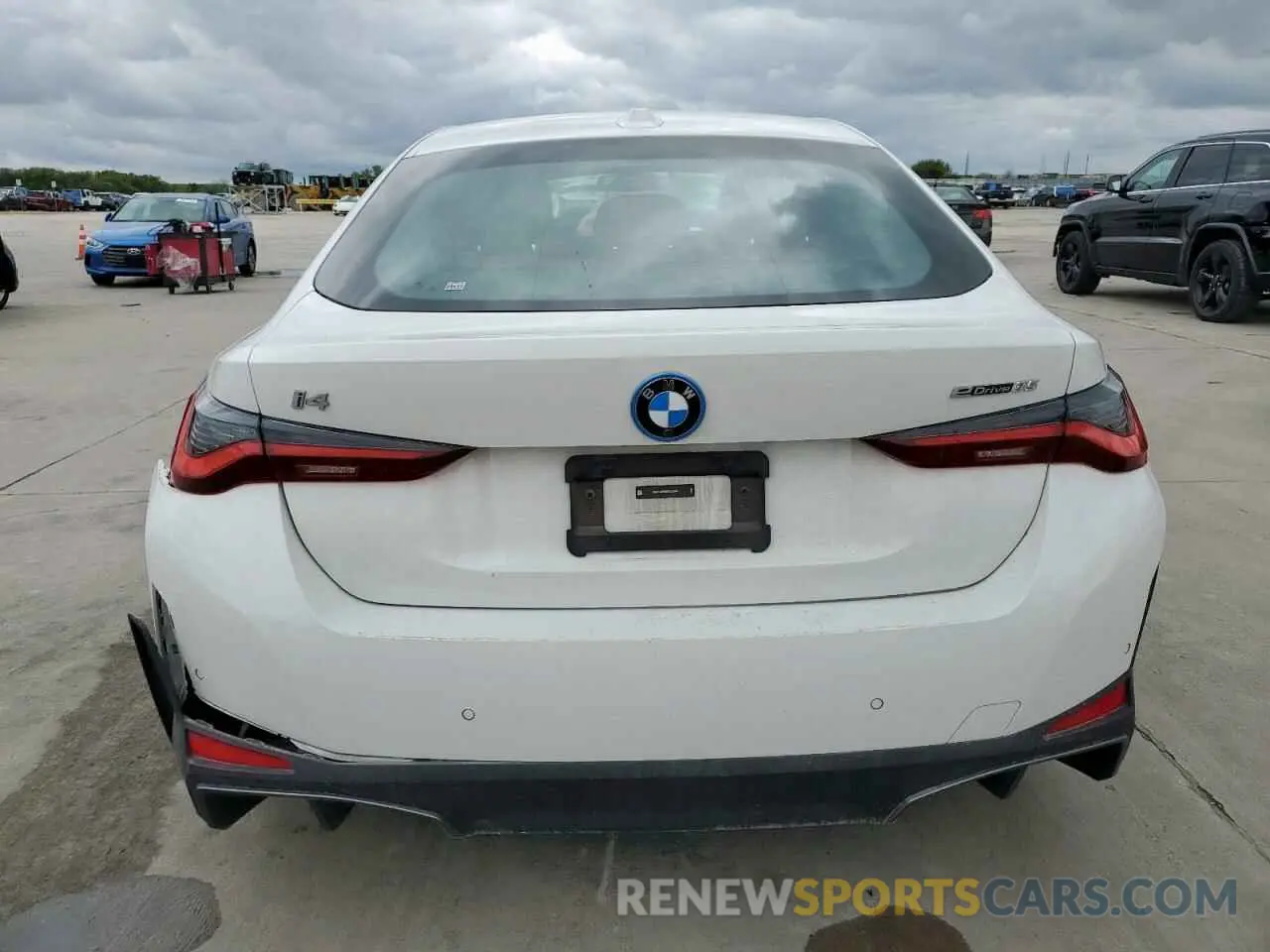 6 Photograph of a damaged car WBY43AW08RFS83004 BMW I4 EDRIVE 2024