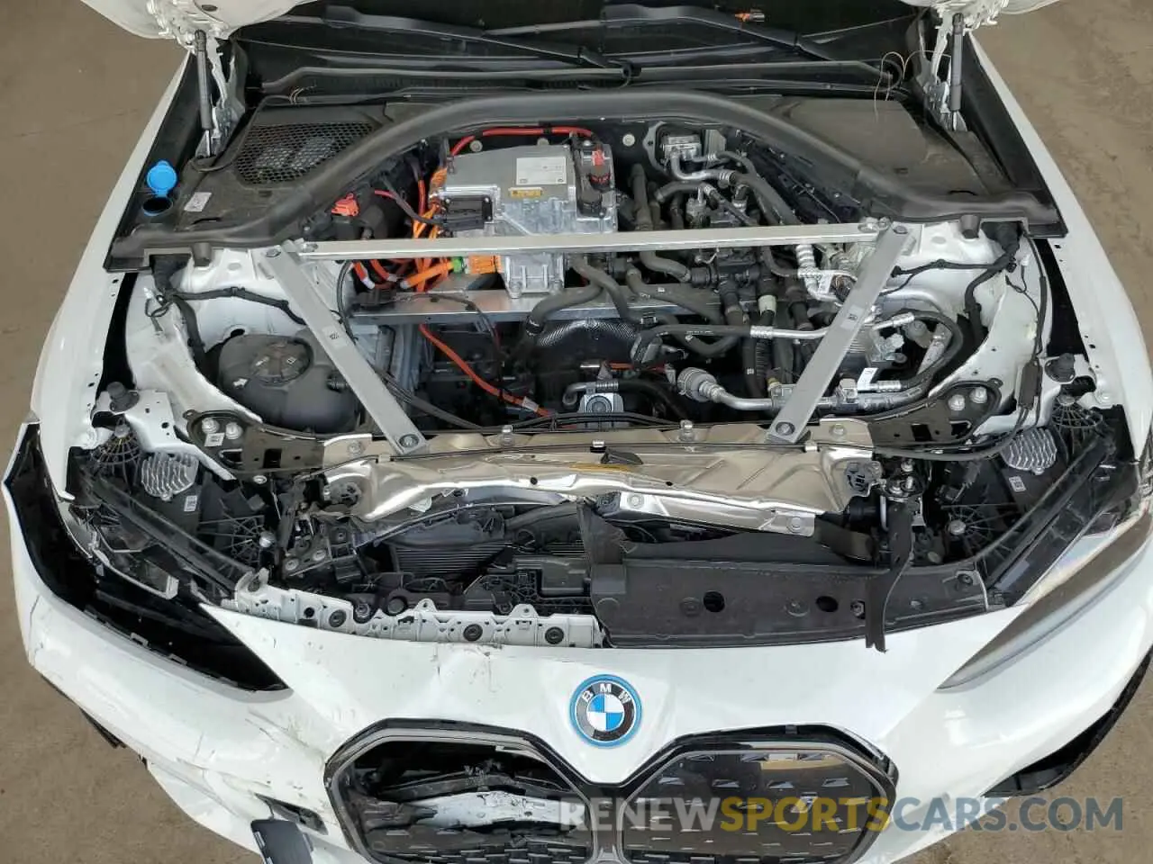 11 Photograph of a damaged car WBY43AW0XRFR63552 BMW I4 EDRIVE 2024