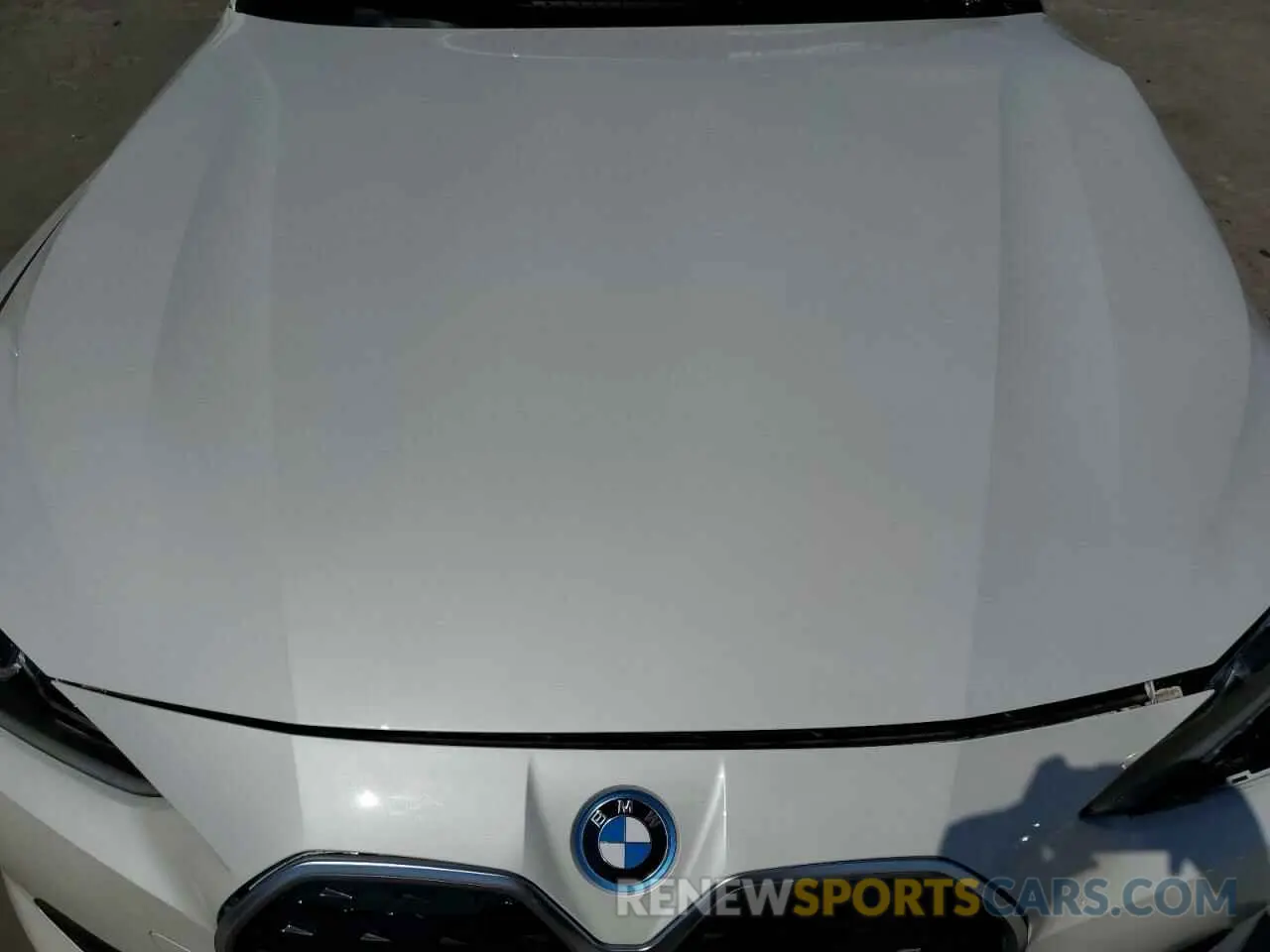 11 Photograph of a damaged car WBY43AW0XRFS40672 BMW I4 EDRIVE 2024