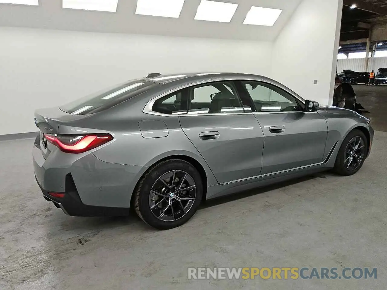 3 Photograph of a damaged car WBY23HD0XSFT92296 BMW I4 EDRIVE 2025