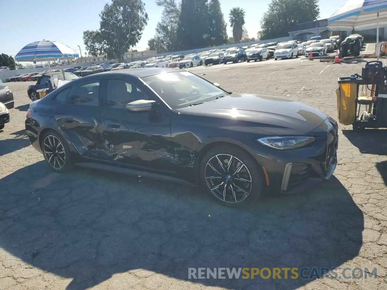 4 Photograph of a damaged car WBY33AW09NFM97490 BMW I4 M50 2022