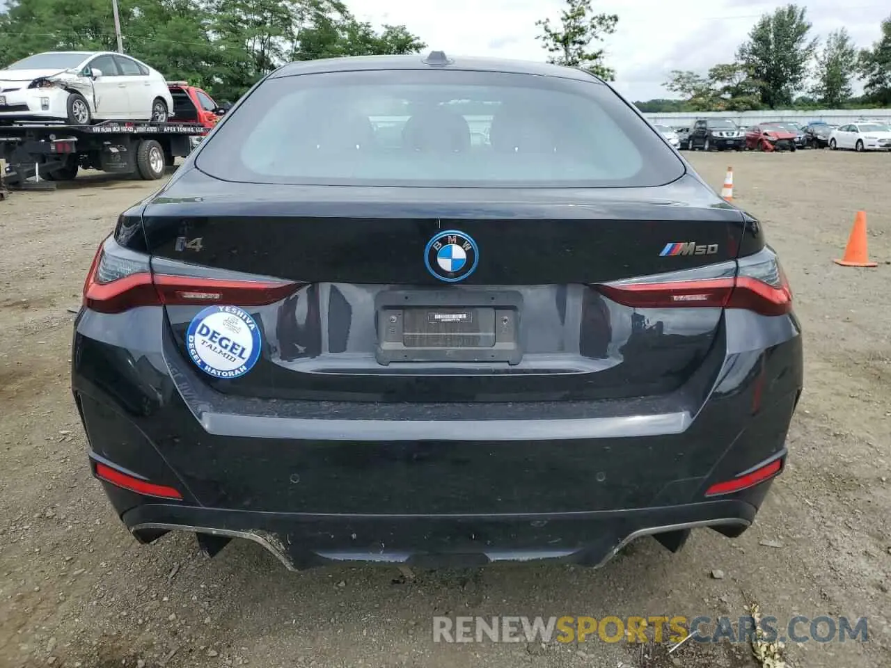 6 Photograph of a damaged car WBY33AW00PFP17764 BMW I4 M50 2023