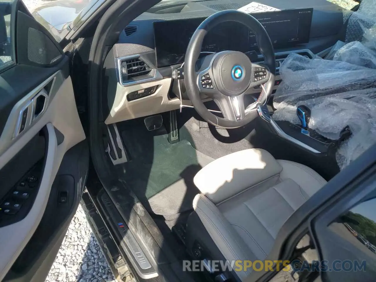 8 Photograph of a damaged car WBY33AW07PFN49265 BMW I4 M50 2023